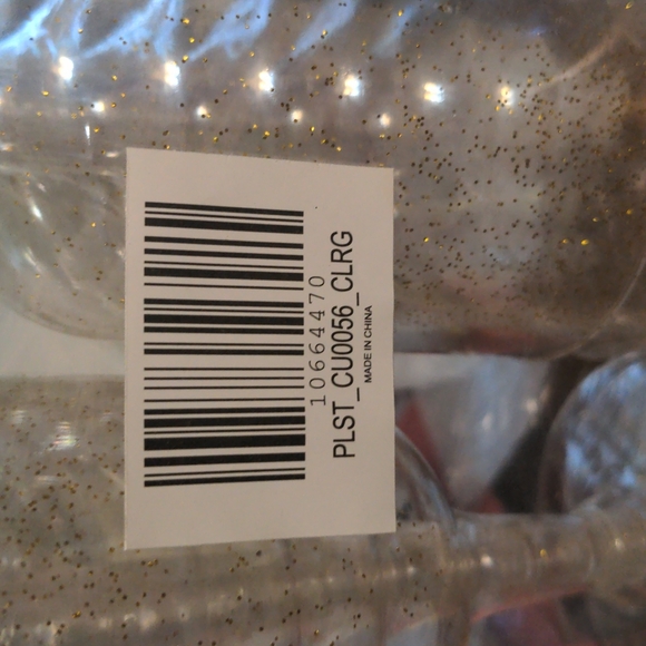 Disposable Wine Glasses 5 for $25 - Picture 3 of 3